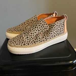 Hey Dudes womens size 7 short boots